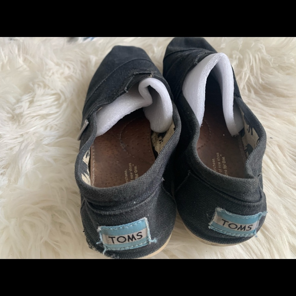 Toms - Picture 5 of 8